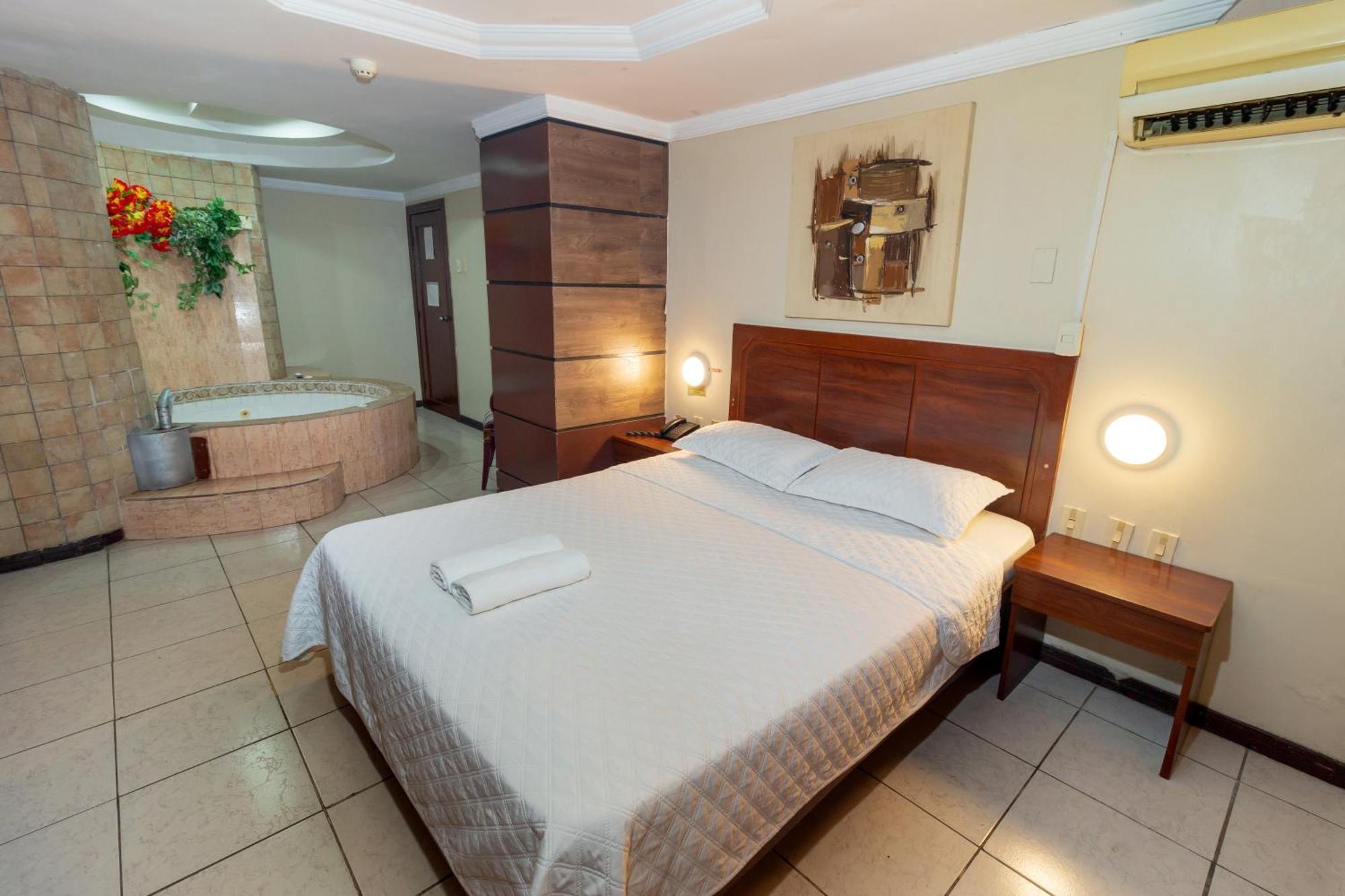 Hotel Malecon Inn Guayaquil Exteriör bild